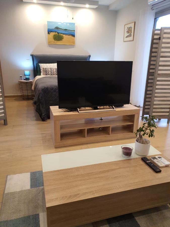 אתונה Tony'S Suite With Parking מראה חיצוני תמונה