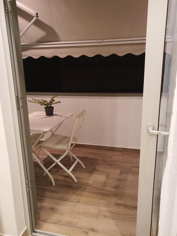 אתונה Tony'S Suite With Parking מראה חיצוני תמונה